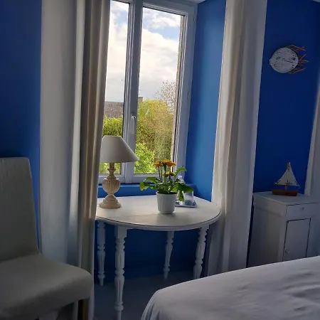 Les Fleurs Du Mont Bed & Breakfast Caux