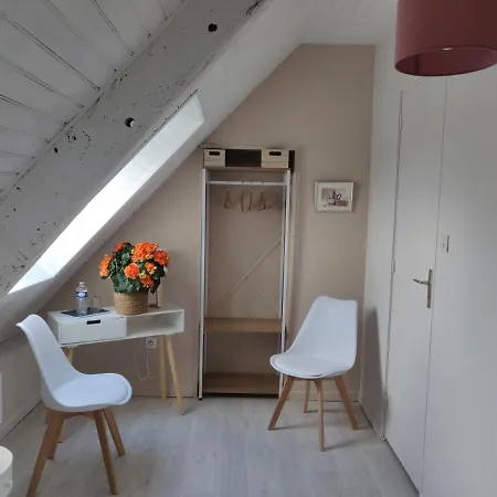Les Fleurs Du Mont Bed & Breakfast *